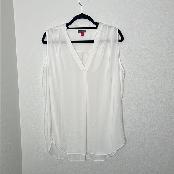 Vince Camuto Tops - Vince Camuto White Sleeveless Blouse